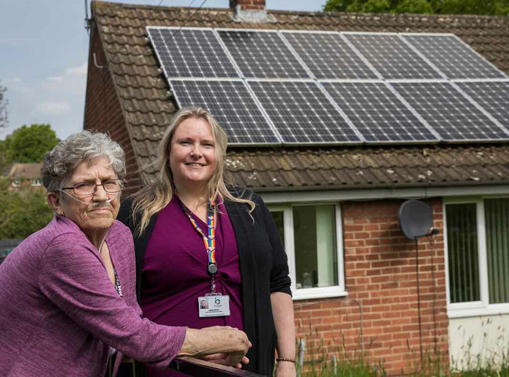 Community Energy Group Energise Barnsley who have worked with local housing organisation Berneslai Homes to retro fit many of their proerties with solar power and battery storage energy solutions. Margorie Litherland a tennant with Berneslai Homes which has been retro fitted with Solar Power. Magorie with Berneslai Housing Association Project Liaison Officer: Louise Wood